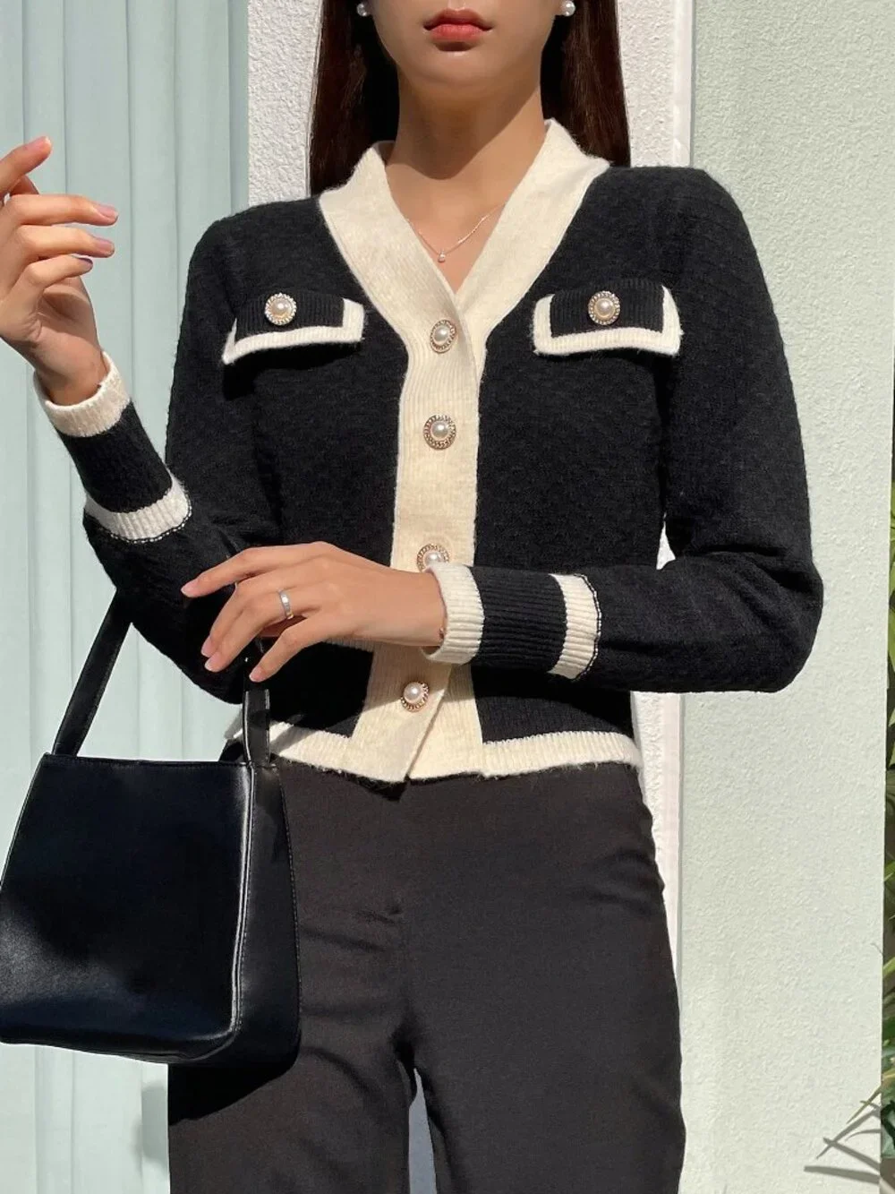 Black Casual Women's Colorblock Long Sleeve Button Design Cardigan